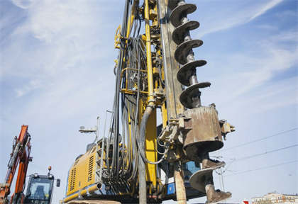 wiercenie studni głębinowej